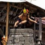 Fahombo, Tradisi Lompat Batu di Pulau Nias